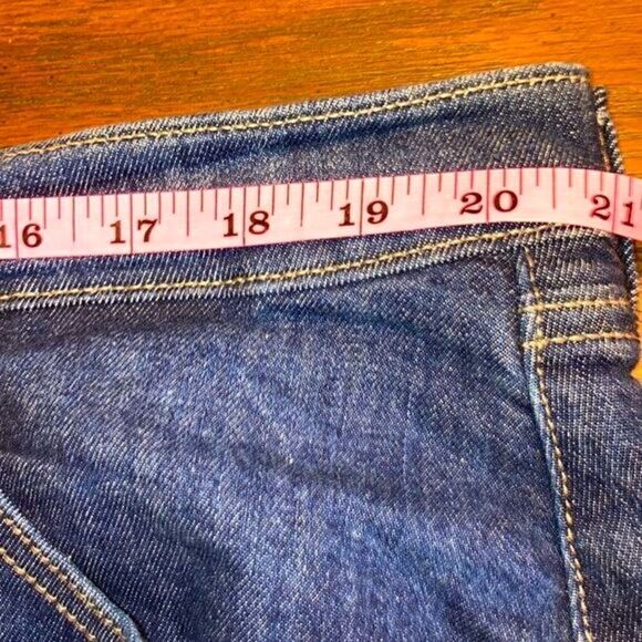 Levi’s Jean Skirt Woman’s Size 18 - Picture 13 of 13